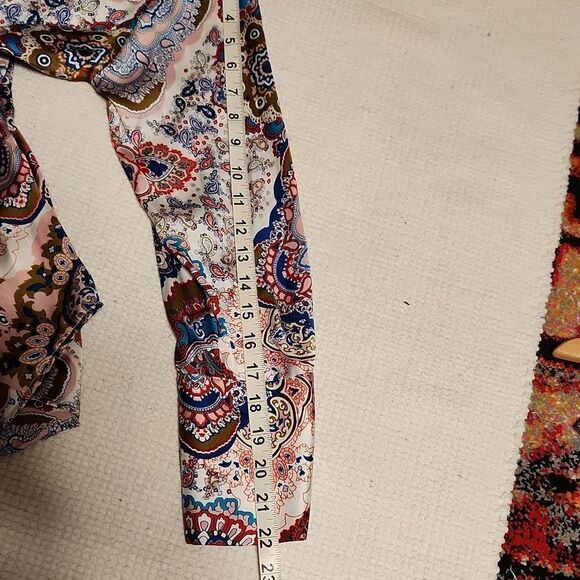 Zara multicolor print v-neck button down long sleeve blouse. Sz S oversized - Picture 7 of 9